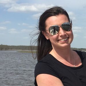 Meet your Posher, Courtney